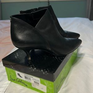 Sam Edelman Black Leather Pointed Toe Kitten Heel Booties